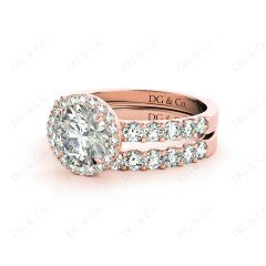Round Cut Halo Diamond Wedding Rings Set with Four Claws Centre Stone Setting in 18K Rose