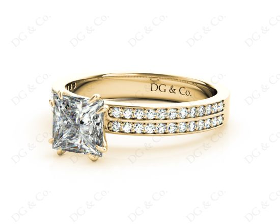 Princess Cut Diamond Engagement Ring with Split Claw Prong set centre stone in 18K Yellow