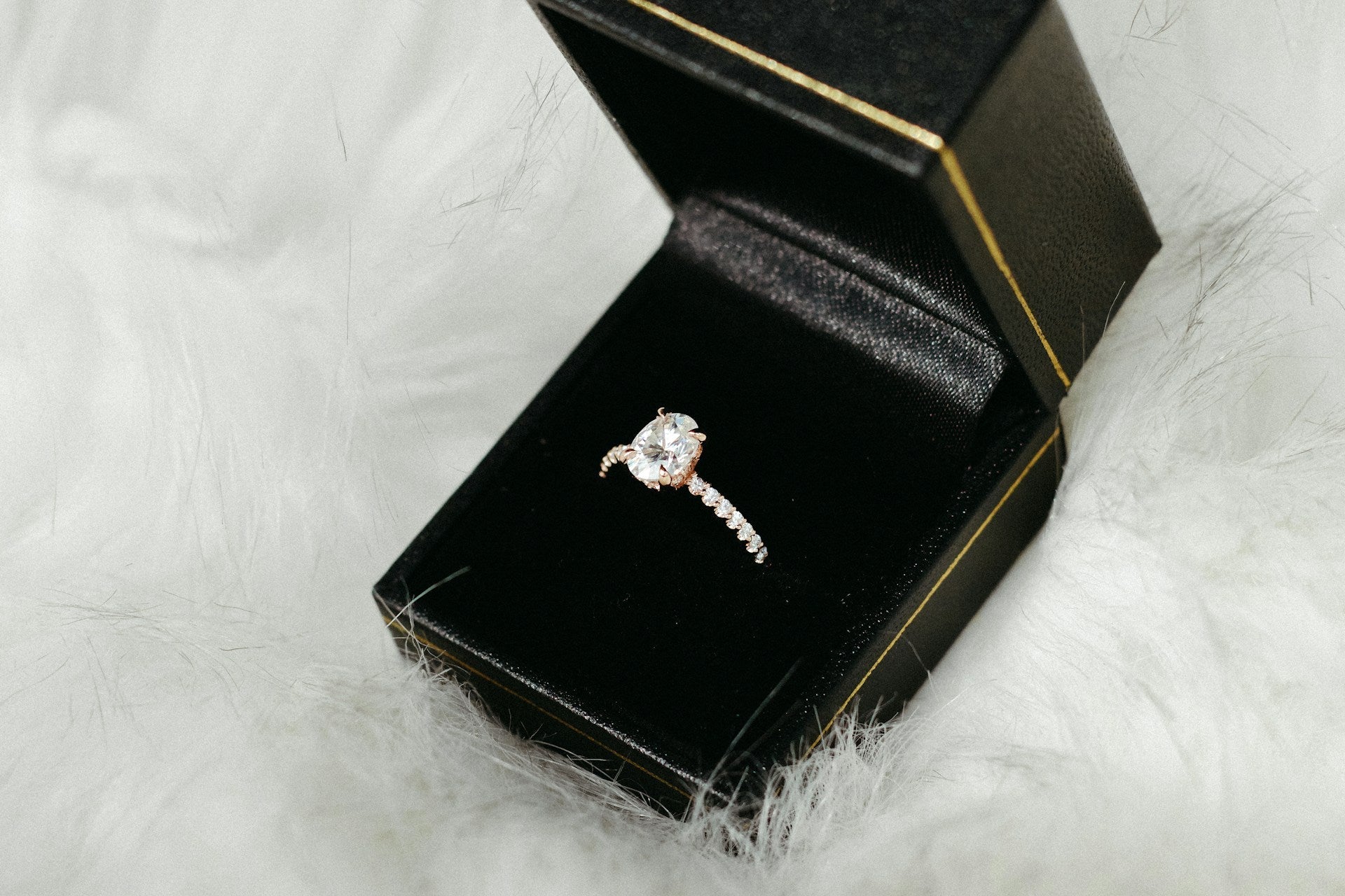 What is an Elongated Diamond? | Buyer’s Guide and FAQs