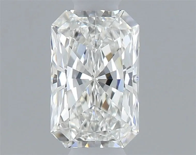 0.30ct Radiant Natural Diamond (Colour G, Clarity VVS2, GIA Certified)