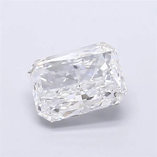 2.51ct Radiant Lab Grown Diamond (Colour D, Clarity VVS2, IGI Certified)