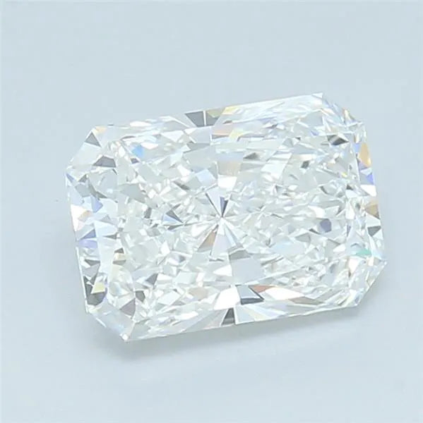 2.52ct Radiant Lab Grown Diamond (Colour D, Clarity VVS2, IGI Certified)