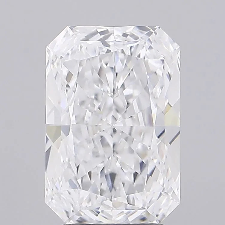 3.52ct Radiant Lab Grown Diamond (Colour D, Clarity VVS2, IGI Certified)