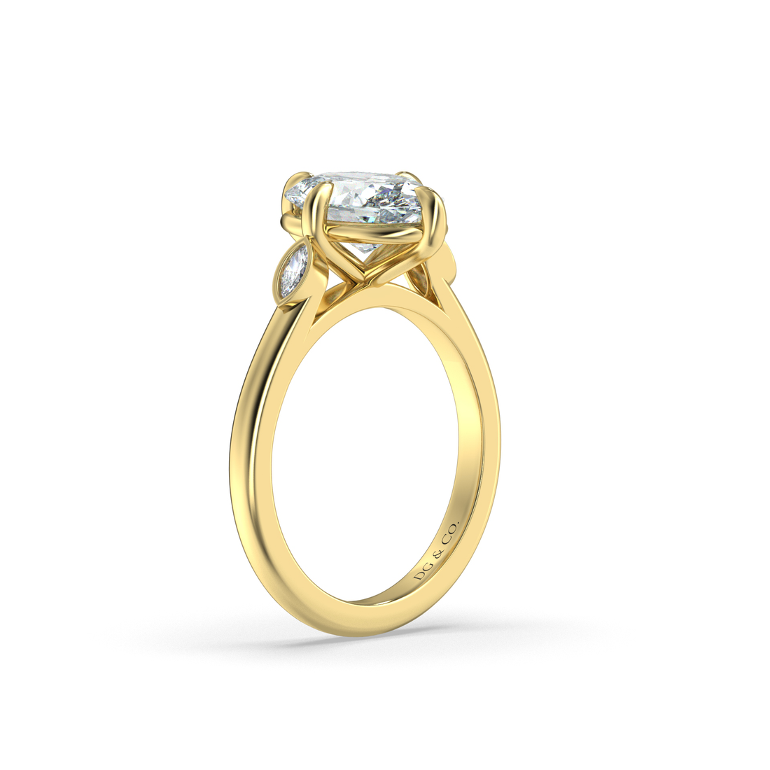 Saba Oval Cut Bezel Four Prong Head Setting Diamond Engagement Ring - 18K Yellow
