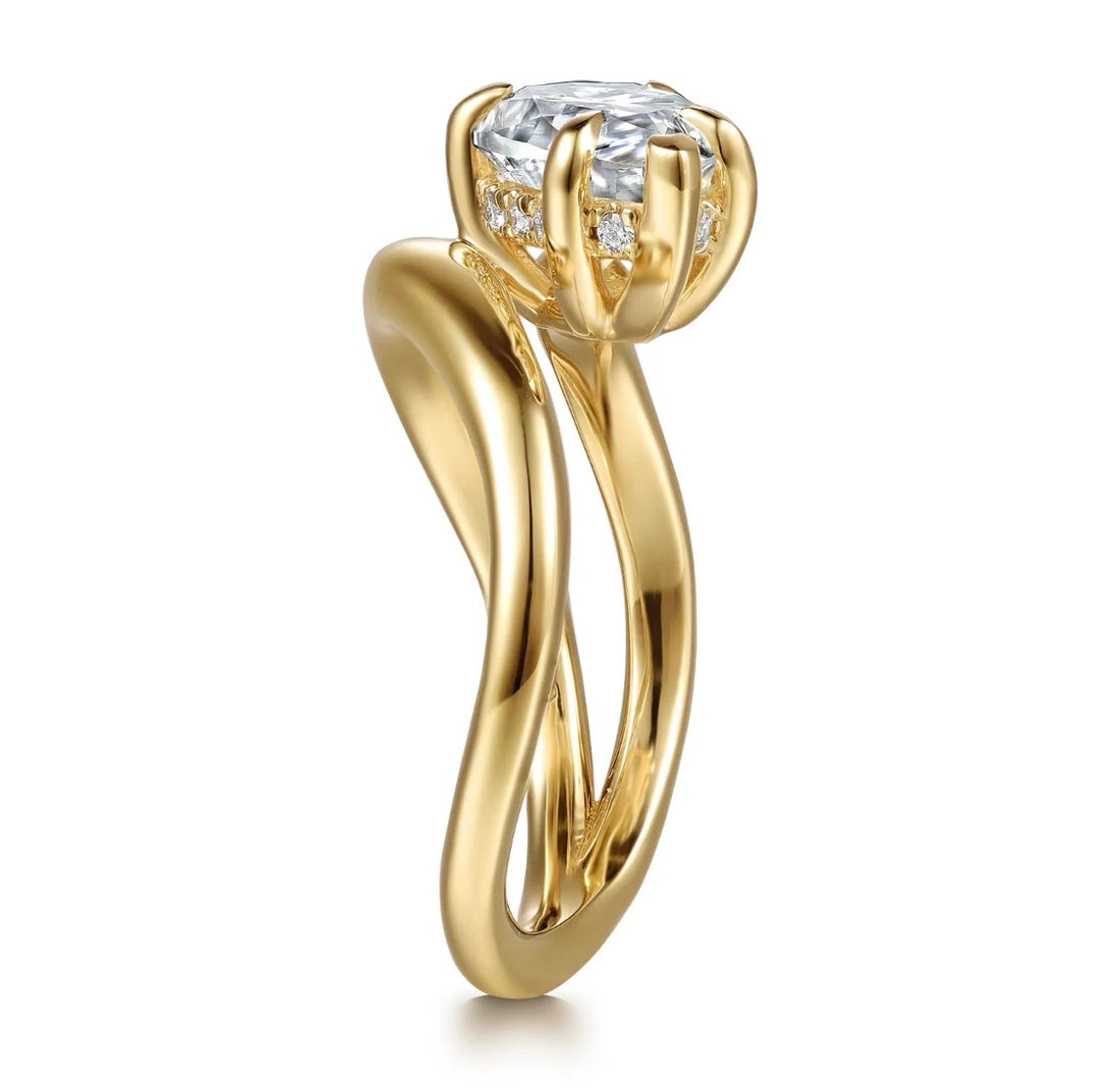 Luiza Pear Cut Diamond Curved Split Band Hidden Halo Five Claw Engagement Ring