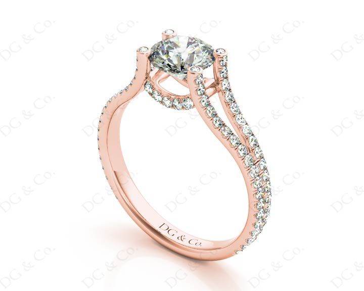 Round cut diamond ring with claw set centre stone in 18K Rose - DG & Co. Jewellery