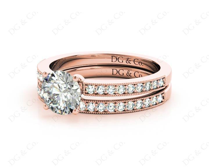 Round cut diamond wedding set rings with four claws setting in 18k Rose - DG & Co. Jewellery