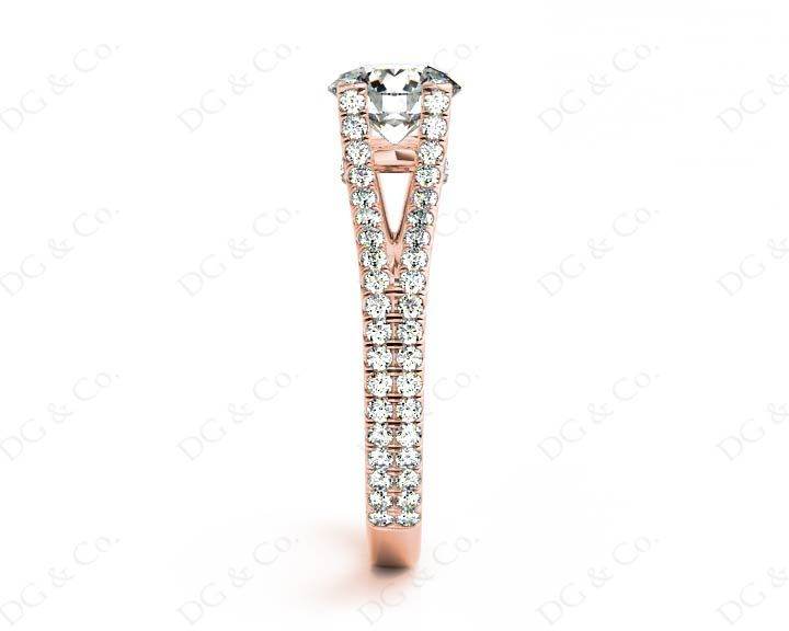 Round cut diamond ring with claw set centre stone in 18K Rose - DG & Co. Jewellery