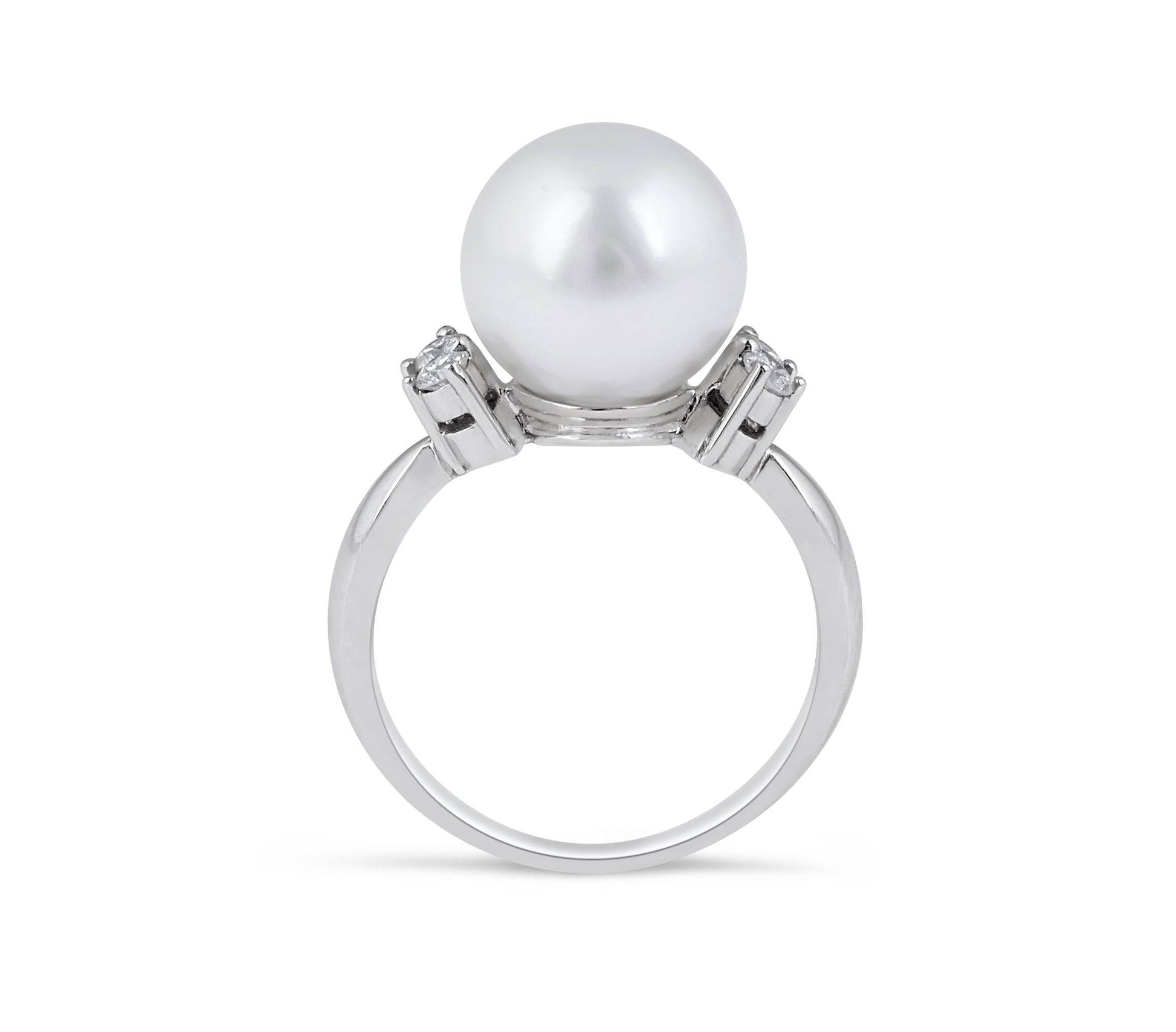 Pearl and Diamond Ring in 14 Karat White Gold - DG & Co. Jewellery