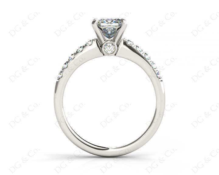 Princess Cut Diamond Engagement ring with four Prongs centre stone - Platinum - DG & Co. Jewellery
