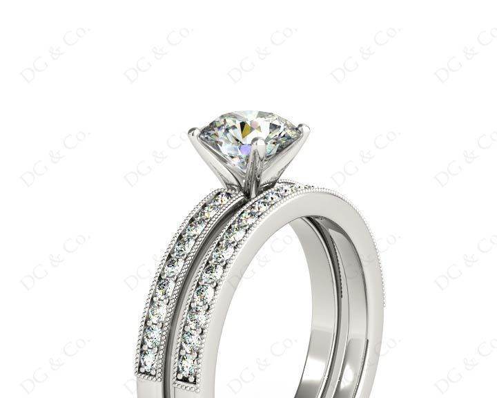 Round cut diamond wedding set rings with four claws setting in Platinum - DG & Co. Jewellery