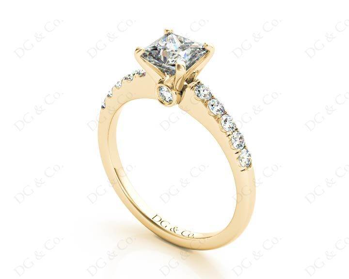 Princess Cut Diamond Engagement ring with four Prongs centre stone - 18K Yellow - DG & Co. Jewellery