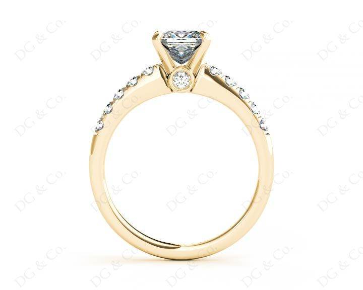 Princess Cut Diamond Engagement ring with four Prongs centre stone - 18K Yellow - DG & Co. Jewellery