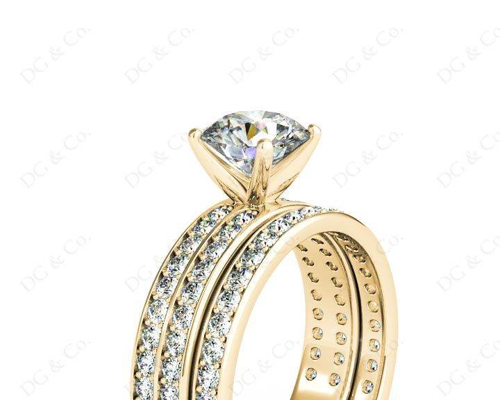 Round Cut Diamond Wedding Set Rings with Pave Setting Side Stones in 18K Yellow - DG & Co. Jewellery