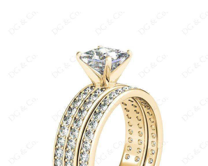 Princess cut diamond wedding set rings with four claws setting - 18K Yellow - DG & Co. Jewellery