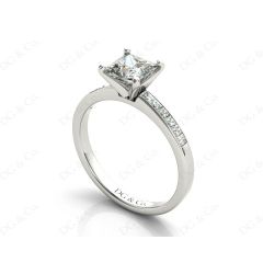 Princess Cut Diamond Engagement ring with four claws centre stone in Platinum