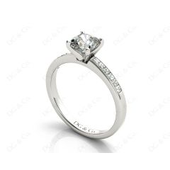 Cushion Cut Diamond Engagement ring with four claws centre stone in 18K White
