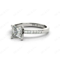 Princess Cut Diamond Engagement ring with four claws centre stone in Platinum