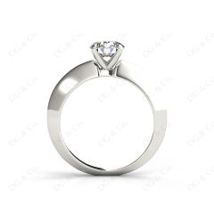 Round Cut Classic Four Claws Diamond Solitaire Ringin Platinum