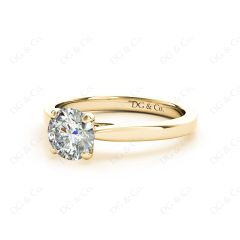 Round Brilliant Cut Solitaire Four Claws Diamond Ring in 18K Yellow