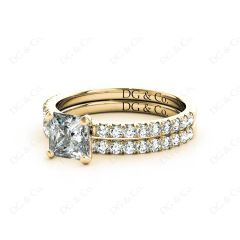 Princess cut diamond wedding set rings four claws setting With Pave Setting Side Stones in 18K Yellow