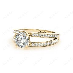 Round Cut 4 Claw Split Shank Engagement Ring with Grain Set Side Stones in 18K Yellow