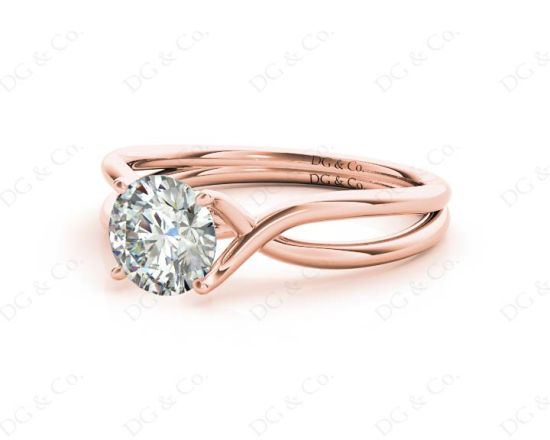 Round Cut Diamond Solitaire Ring claw set in 18K Rose