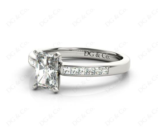 Radiant Cut Diamond Engagement ring with four claws centre stone in 18K White