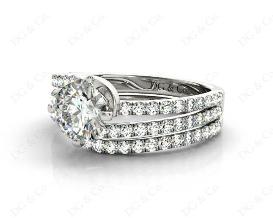 Round Cut Diamond Wedding Set Rings with Pave Setting Side Stones in Platinum