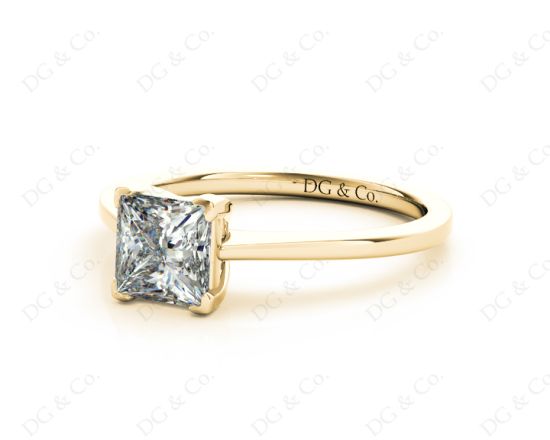 Princess Cut Classic Four claws Diamond Engagement Ring in 18K Yellow